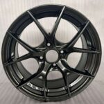 HL8420  R14*5.5  R15*6.5  R15*7   R17.8  ET38  ET40 CB73.1   PCD4*100/114.3    PCD5*113.1/114.3 PCD8*100/110    PCD4*110